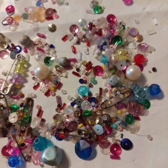 Beads for crafts - Picture 1 of 8